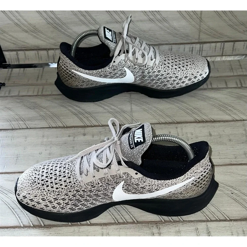 Nike Pegasus Running Shoes Sneakers Women's Size 9.5